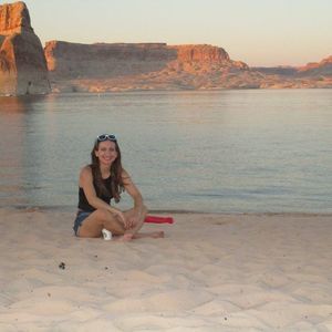 Meet your Posher, Monika